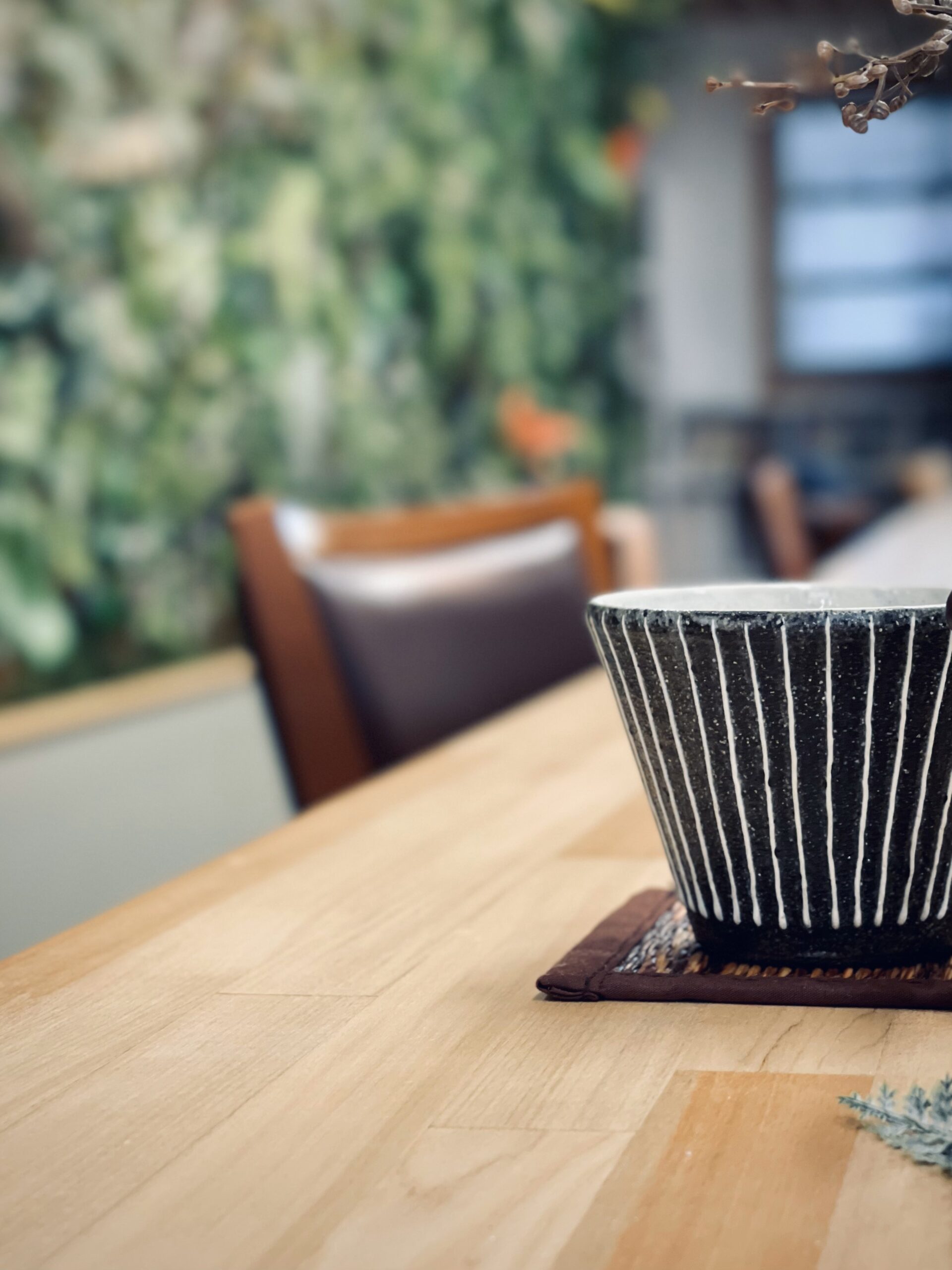 コワーキングスペース&カフェ 森と川に咲く花～花とグリーンとスイーツ